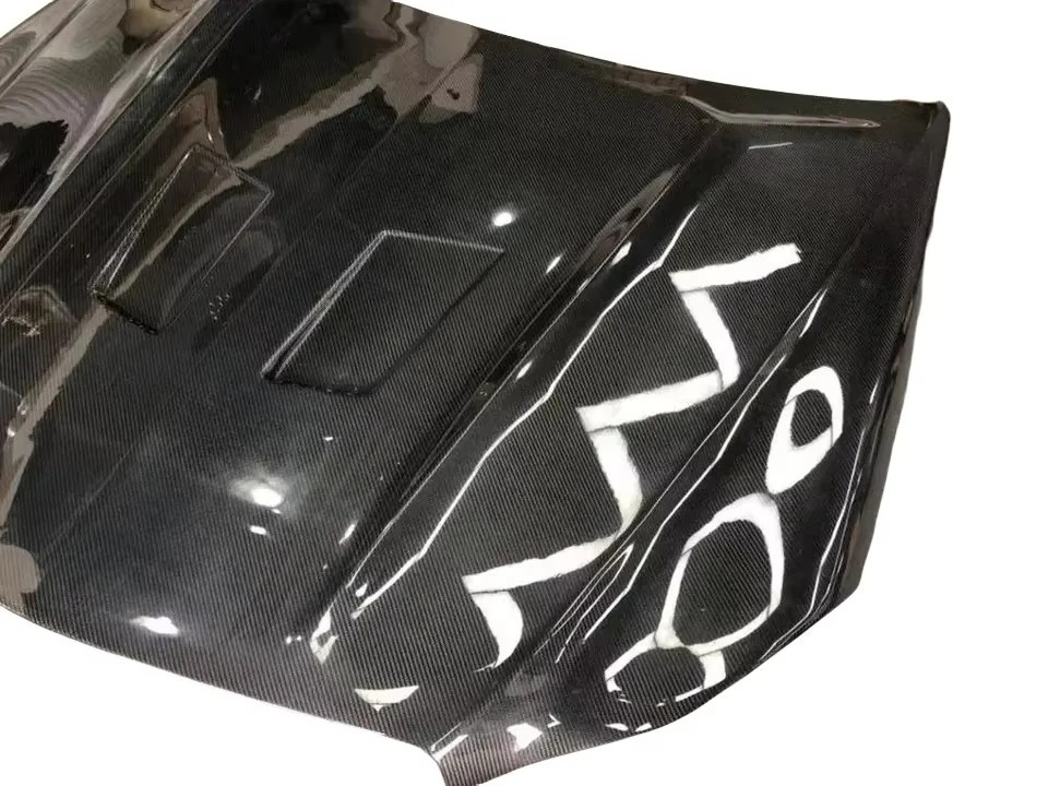 Suitable for 2014-2015  E-Class W212 Modified Original High-quality MBJ Carbon Fiber Engine Cover